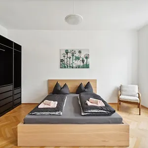 Design Near Mariahilferstrasse , Wiedeń Austria